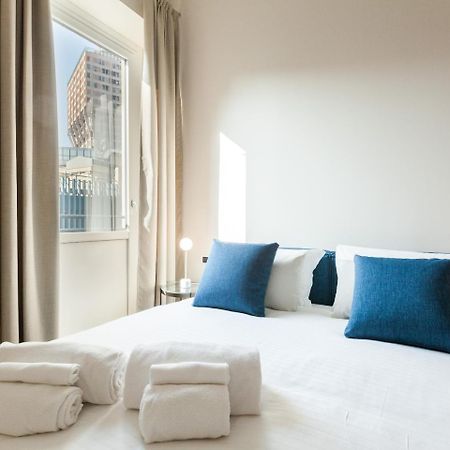 easyhomes-Duomo Suites&Apartments Milano Eksteriør billede