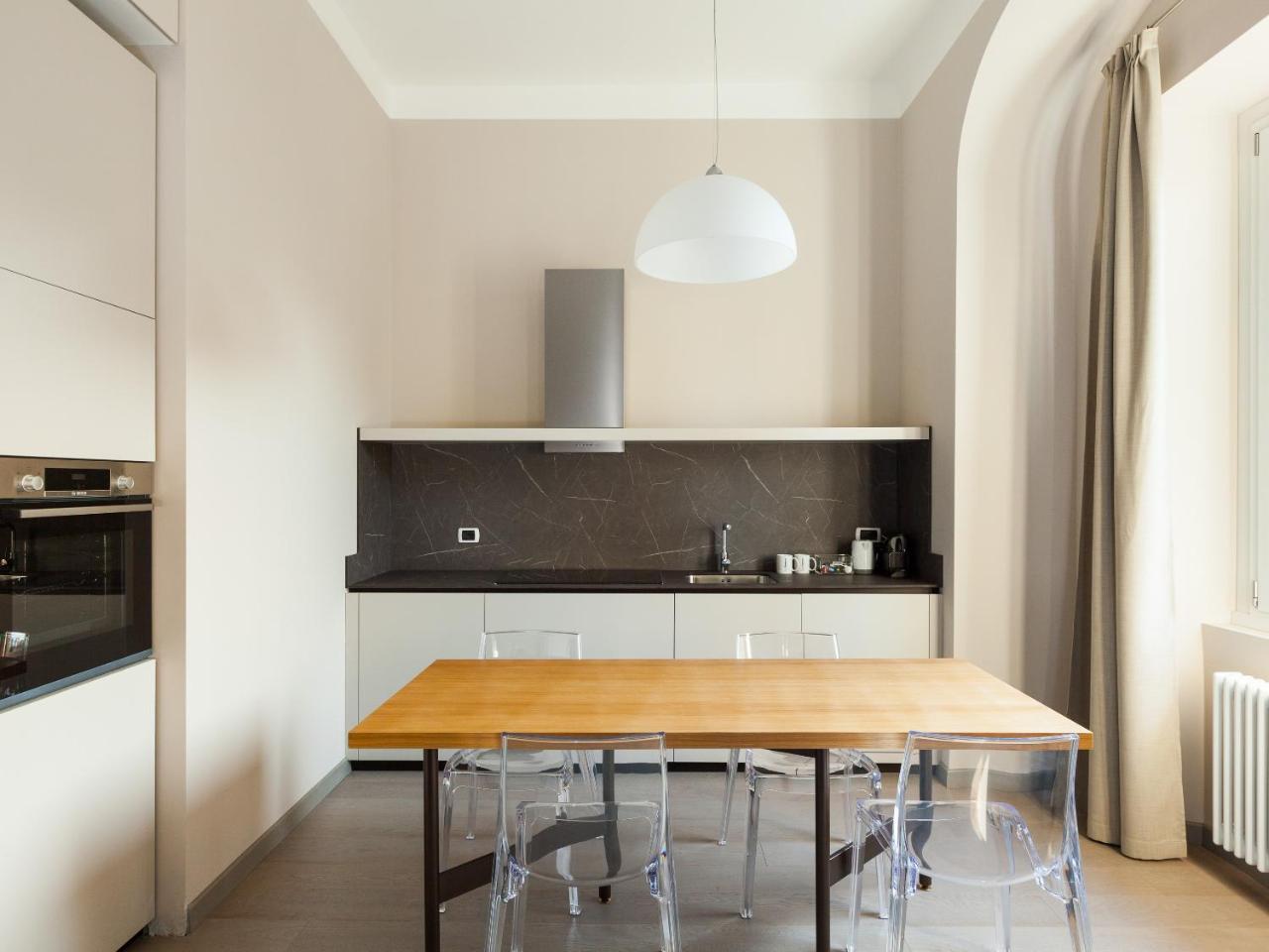 easyhomes-Duomo Suites&Apartments Milano Eksteriør billede