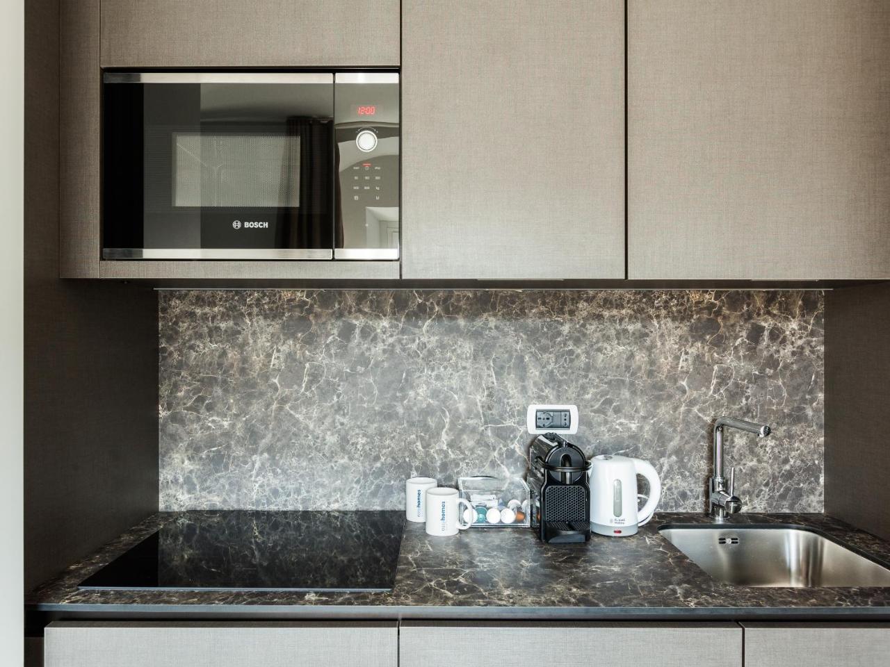 easyhomes-Duomo Suites&Apartments Milano Eksteriør billede