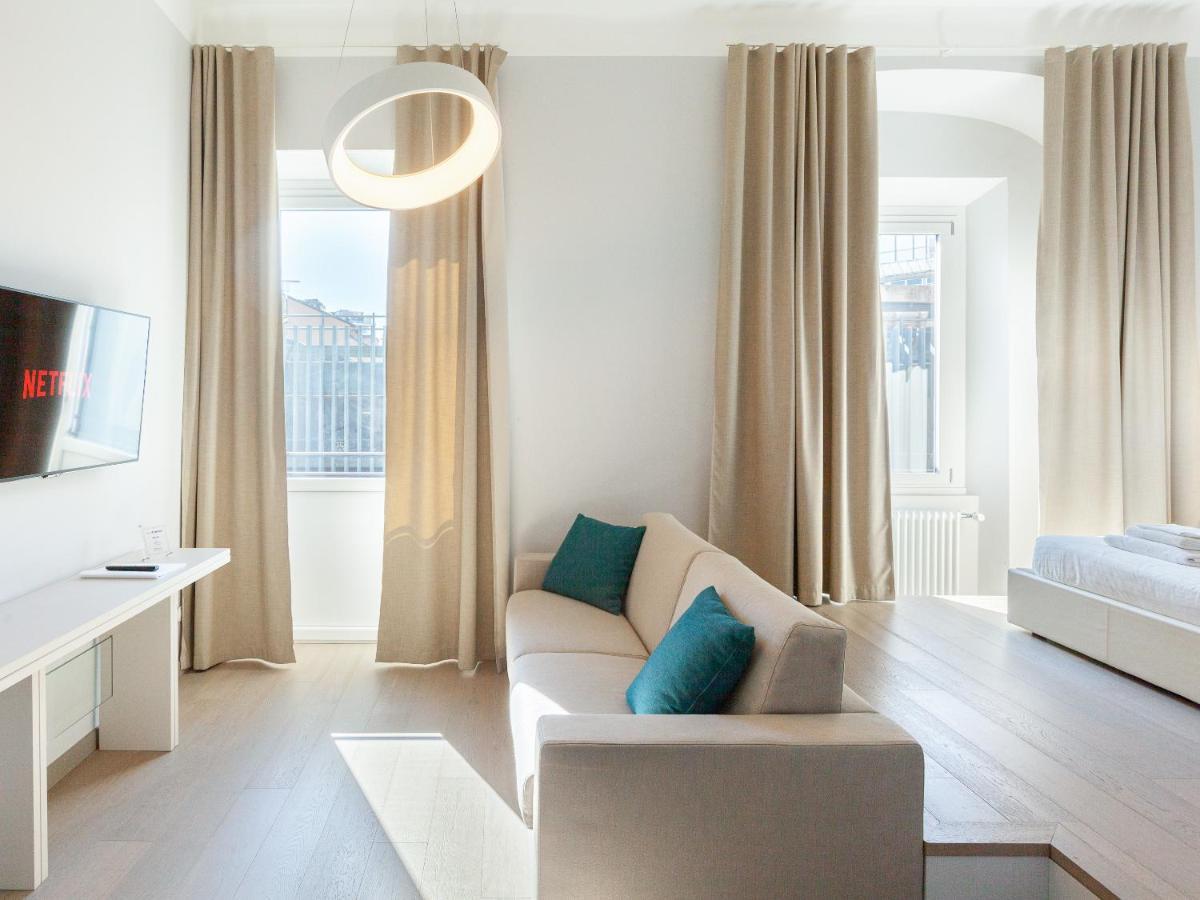 easyhomes-Duomo Suites&Apartments Milano Eksteriør billede