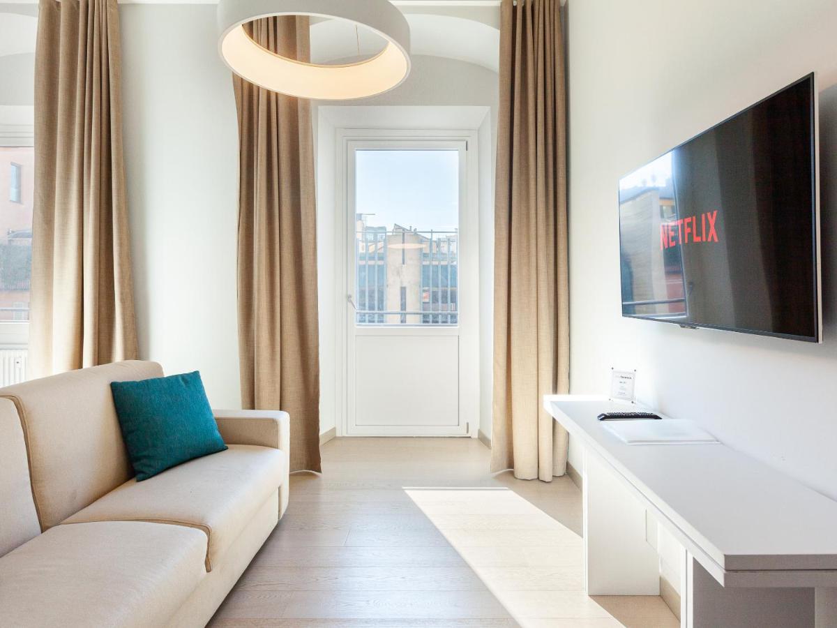 easyhomes-Duomo Suites&Apartments Milano Eksteriør billede