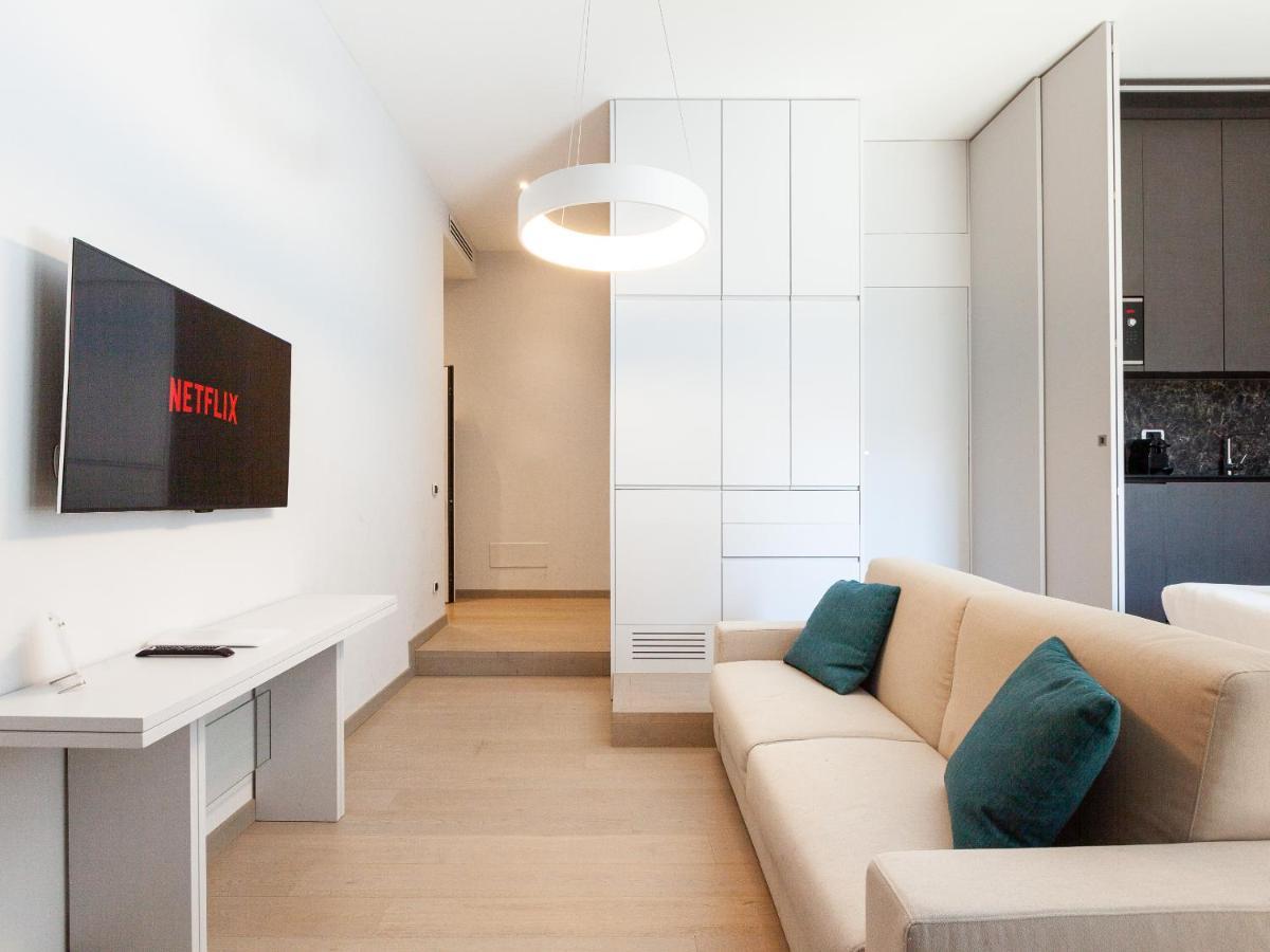 easyhomes-Duomo Suites&Apartments Milano Eksteriør billede