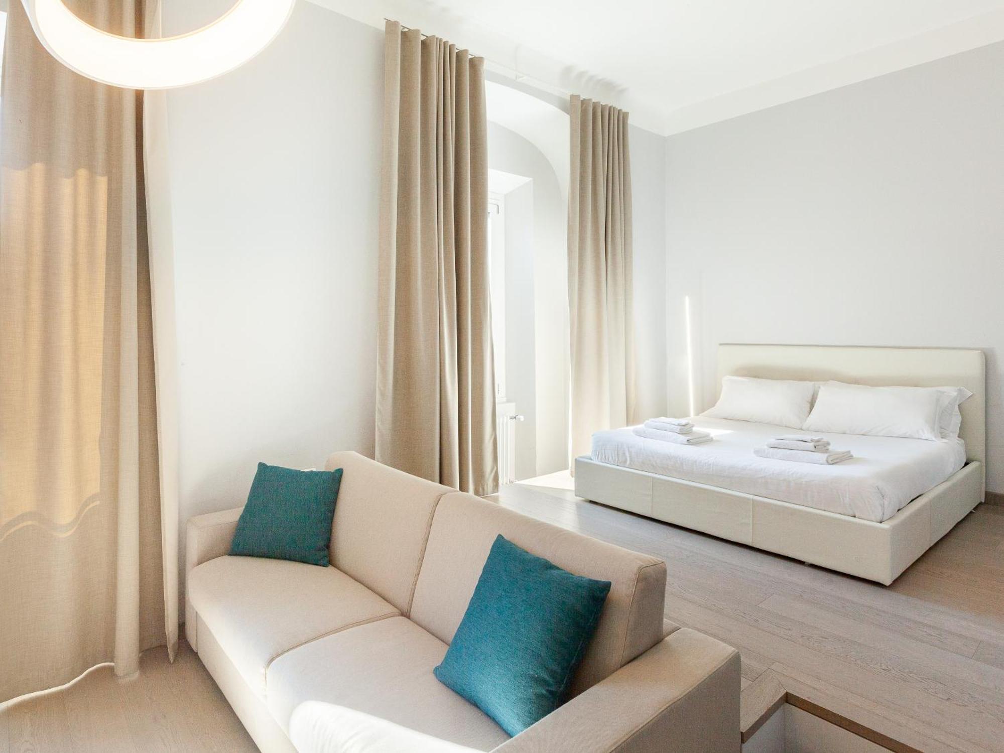 easyhomes-Duomo Suites&Apartments Milano Eksteriør billede