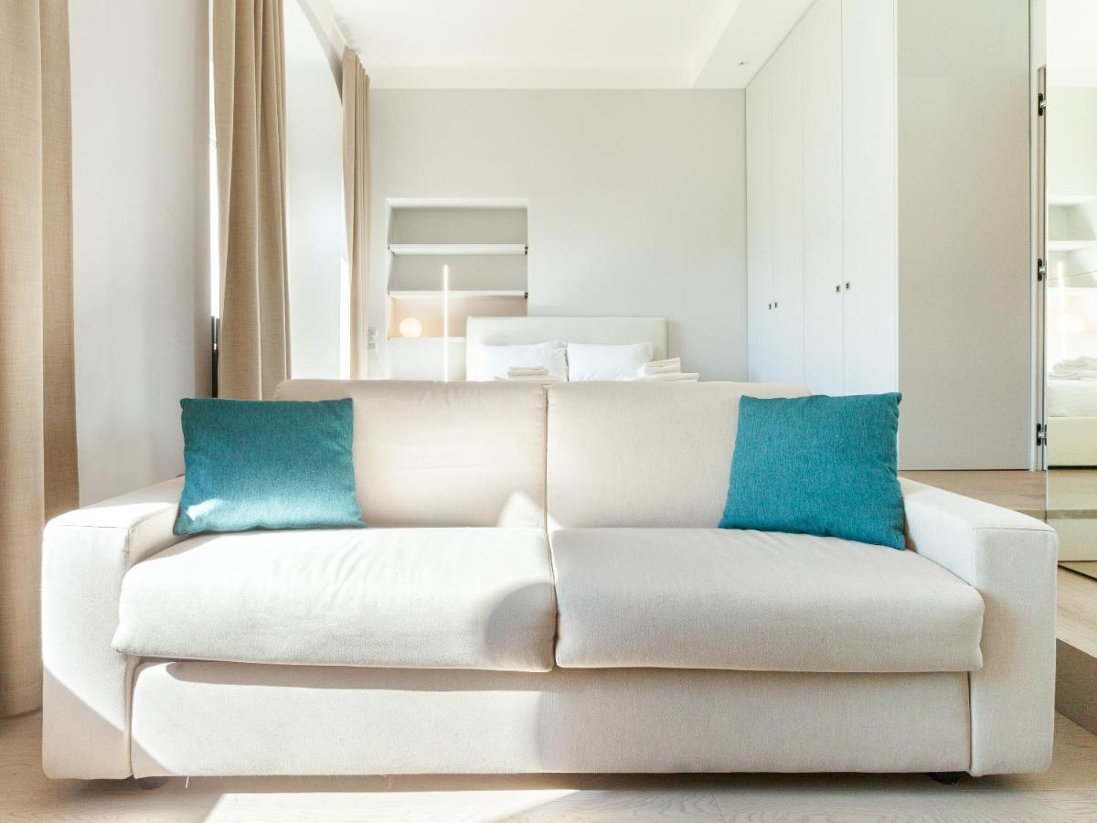 easyhomes-Duomo Suites&Apartments Milano Eksteriør billede