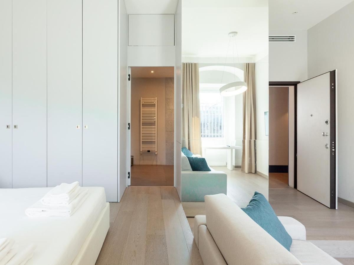 easyhomes-Duomo Suites&Apartments Milano Eksteriør billede