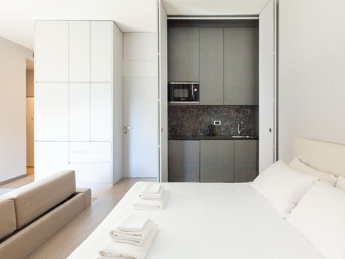 easyhomes-Duomo Suites&Apartments Milano Eksteriør billede