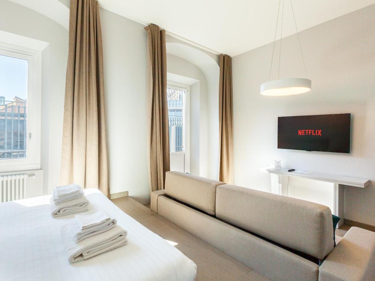 easyhomes-Duomo Suites&Apartments Milano Eksteriør billede